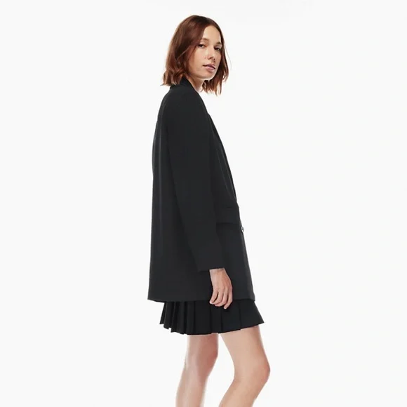 NWT Aritzia Wilfred Cherrelle Blazer in Limited Edition Color Grey Taupe